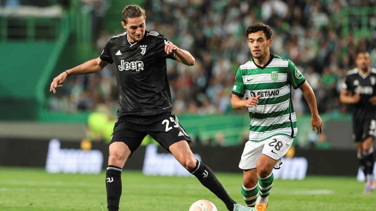 Adrien Rabiot con la maglia della Juventus - Foto ANSA - Cronacalive.it