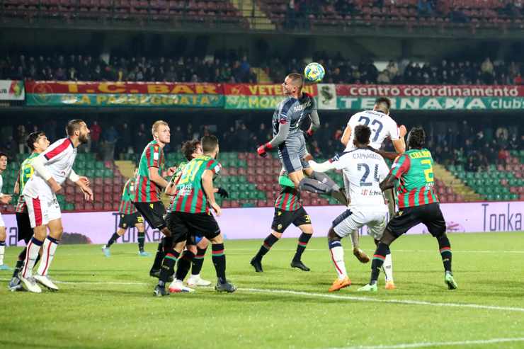 Una partita della Ternana nel campionato di Serie B appena trascorso - Foto ANSA - Cronacalive.it