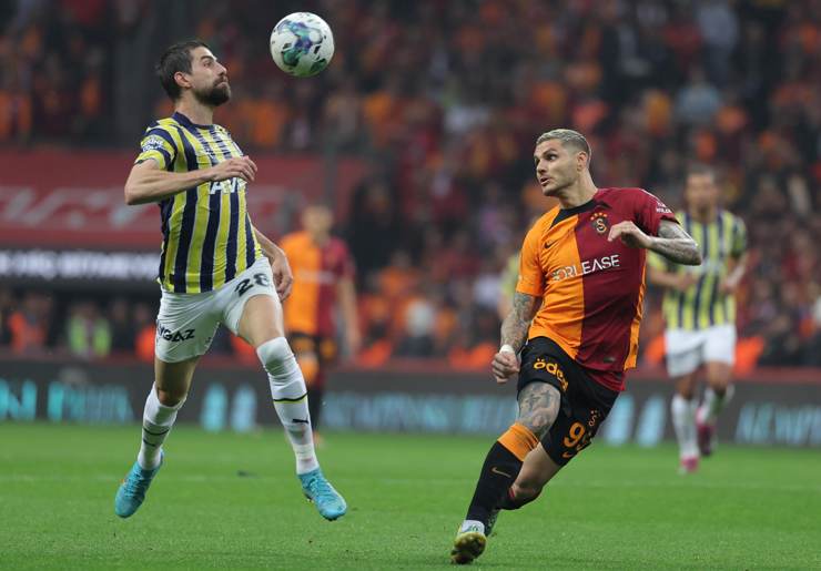 Mauro Icardi con la maglia del Galatasaray - Foto ANSA - Cronacalive.it