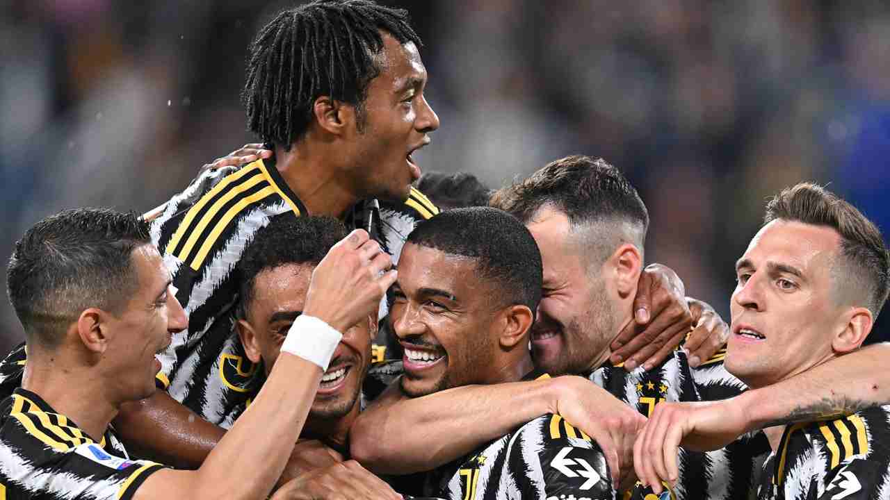 La Juventus festeggia un goal - Foto ANSA - Cronacalive.it