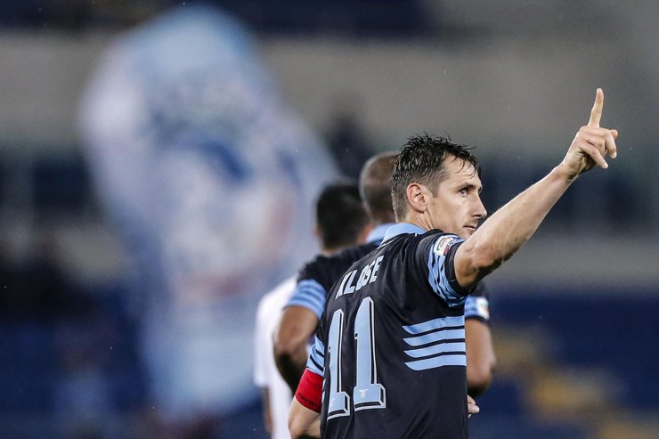 Miroslav Klose con la maglia della Lazio - Foto ANSA - Cronacalive.it