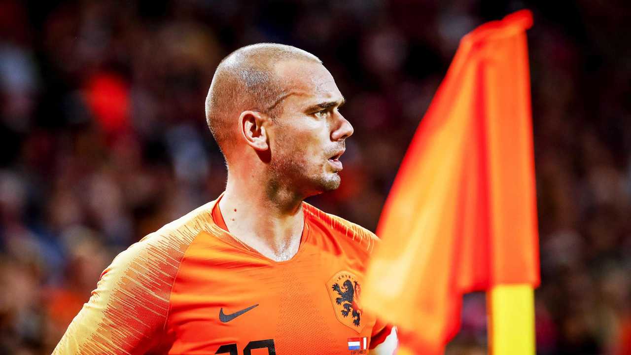 Wesley Sneijder con la maglia della nazionale olandese - Foto ANSA - Cronacalive.it