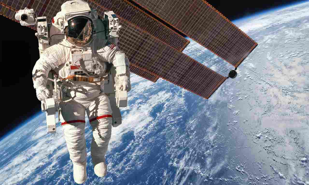 astronauta Stazione Spaziale Internazionale - cronacalive.it