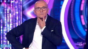 Alfonso Signorini rimproverato da autori del Gf (Fonte web)